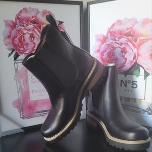 Brand New Celina Womens Boots size 6 1/2